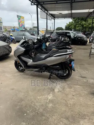 Honda Forza 2016 Gray