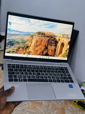 Laptop HP EliteBook 840 G8 8GB Intel Core i5 SSD 256GB