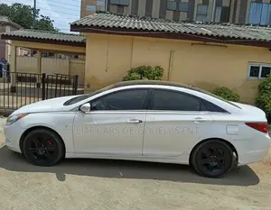 Hyundai Sonata GLS Sedan FWD (2.4L 4cyl 6A) 2013 White