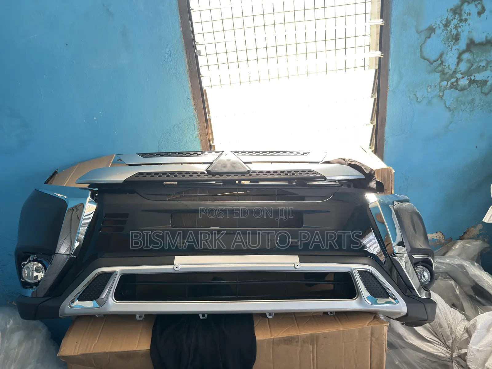 Mitsubishi Outlander 2019 2020 2021 Front Bumper Complete