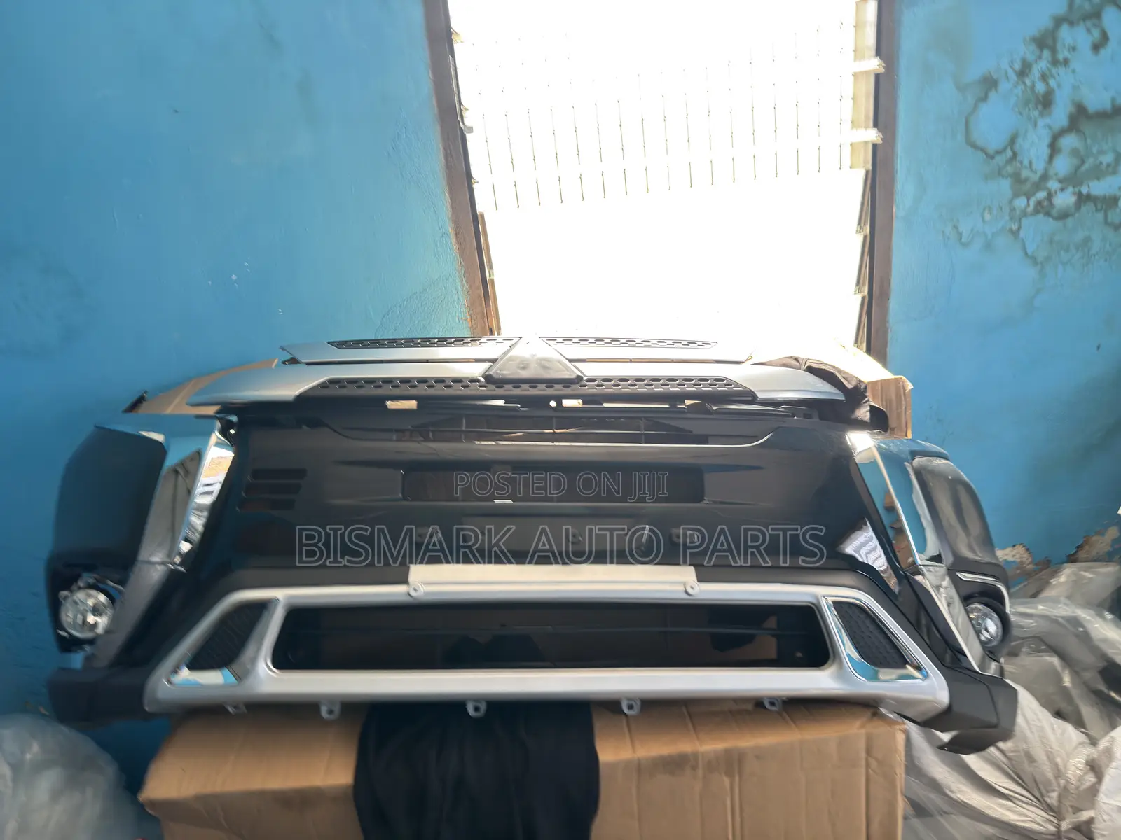Mitsubishi Outlander 2019 2020 2021 Front Bumper Complete