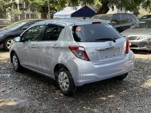 Toyota Vitz 1.5 FWD 5dr 2013 Silver