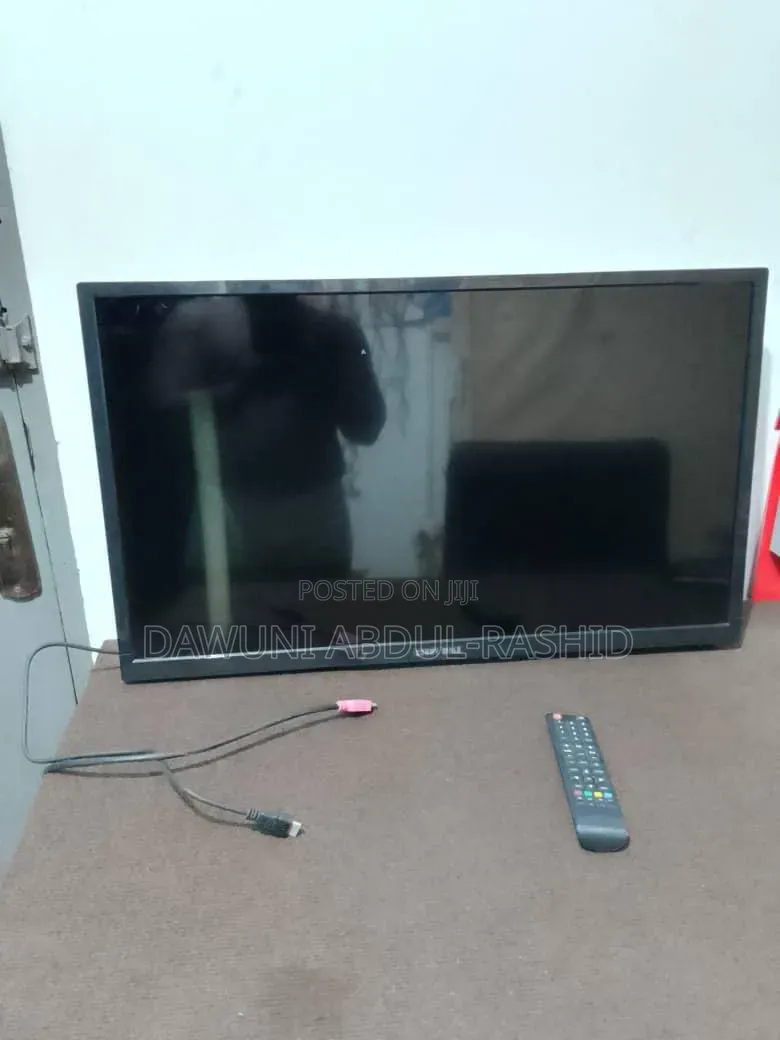 Sunny Walk 32 Inces Flat Screen TV