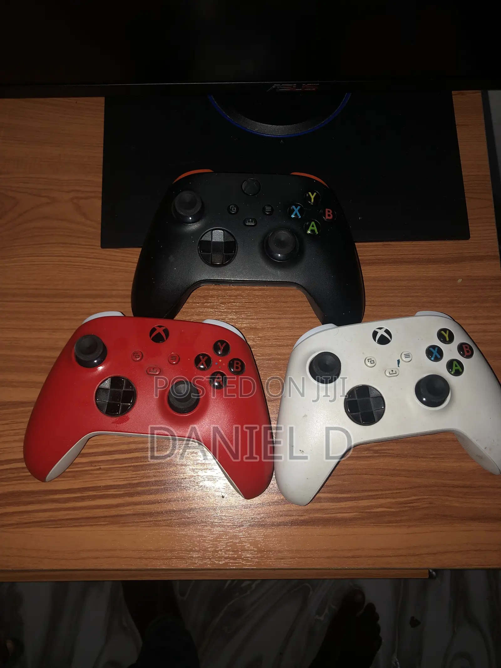 Xbox Series S|X Controllers