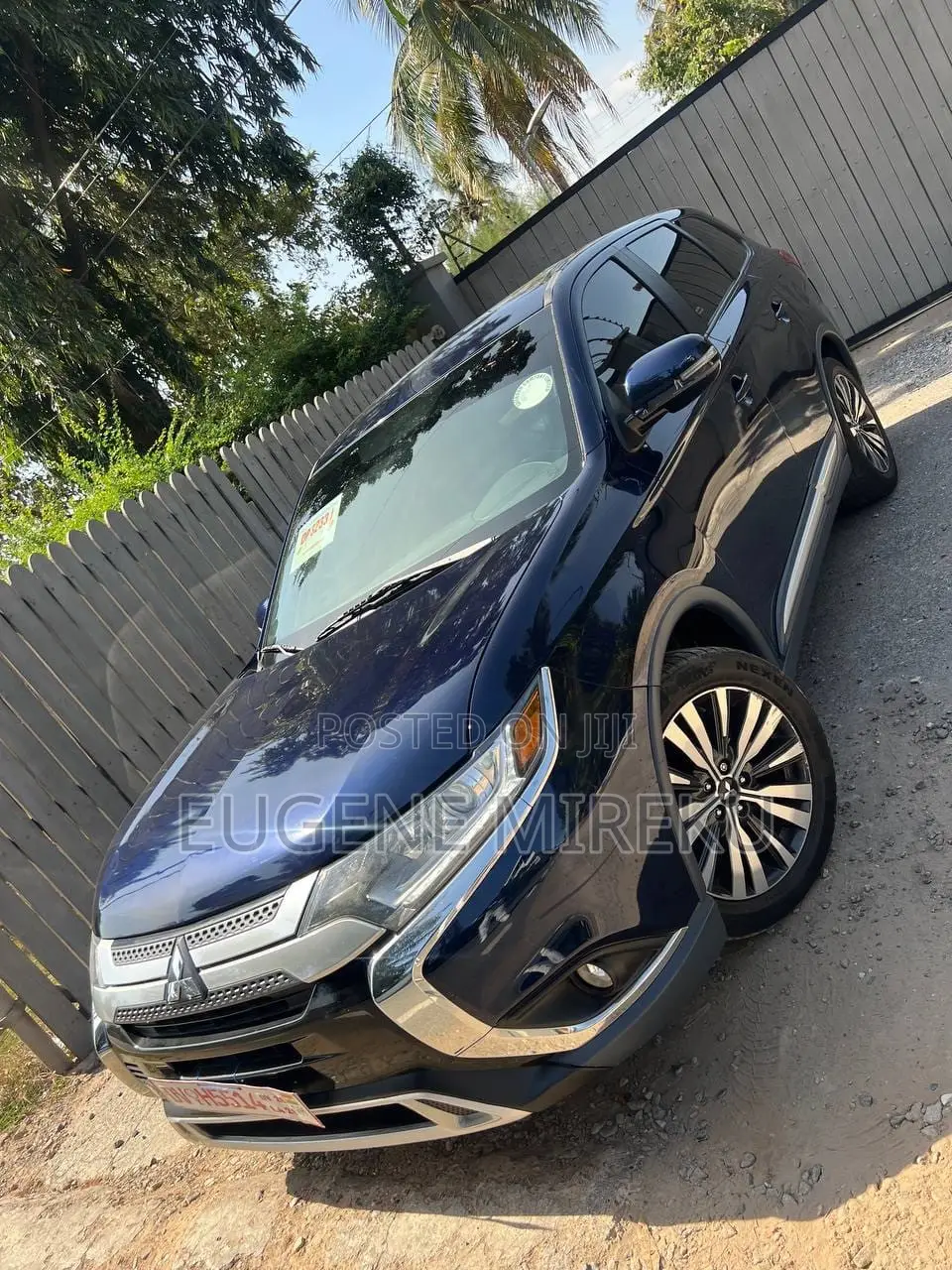 Mitsubishi Outlander 2018 Blue