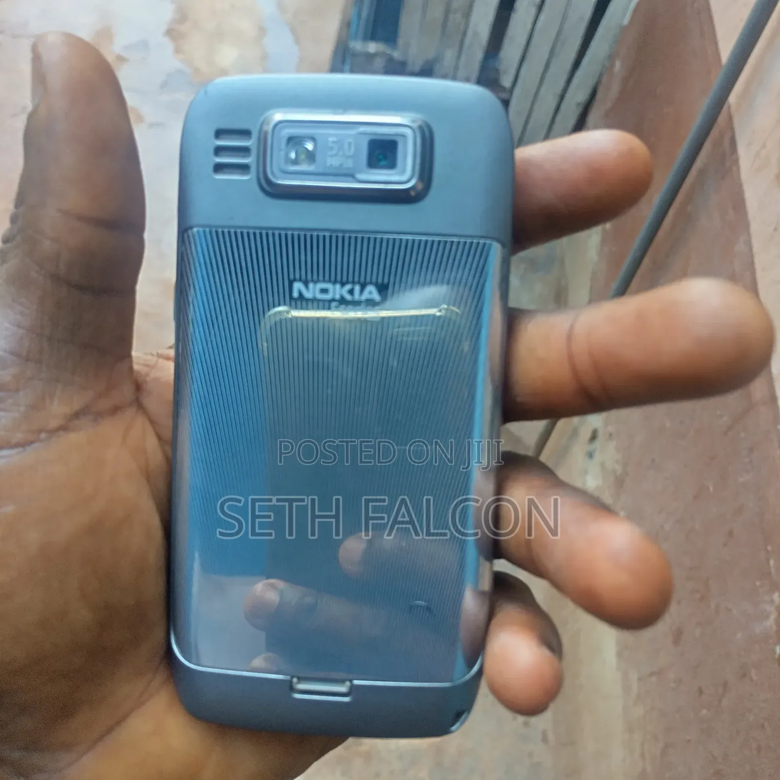 Nokia E72 Gray