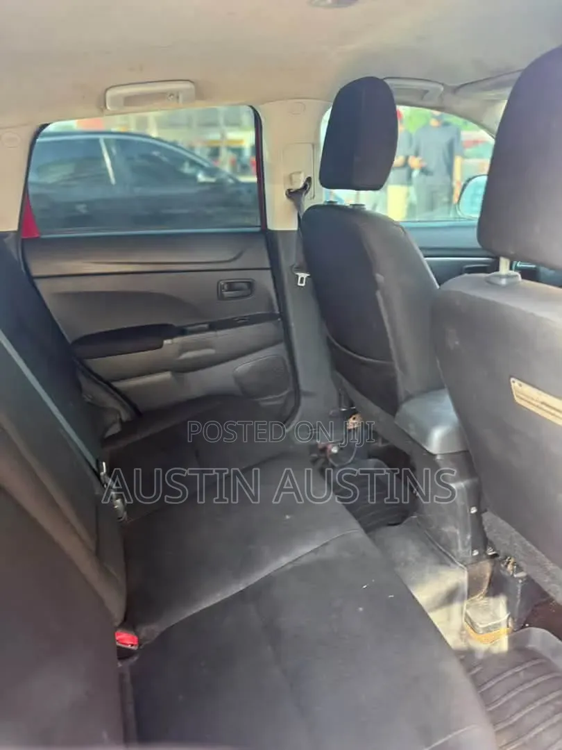 Mitsubishi Outlander 2016 Red
