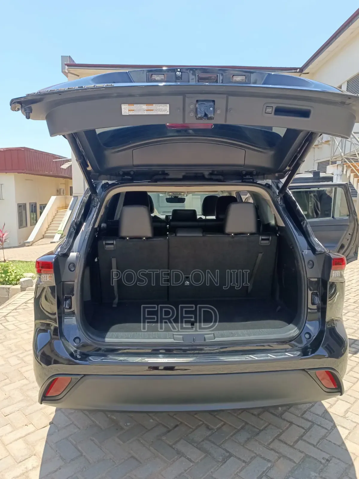 Toyota Highlander XLE 2022 Black