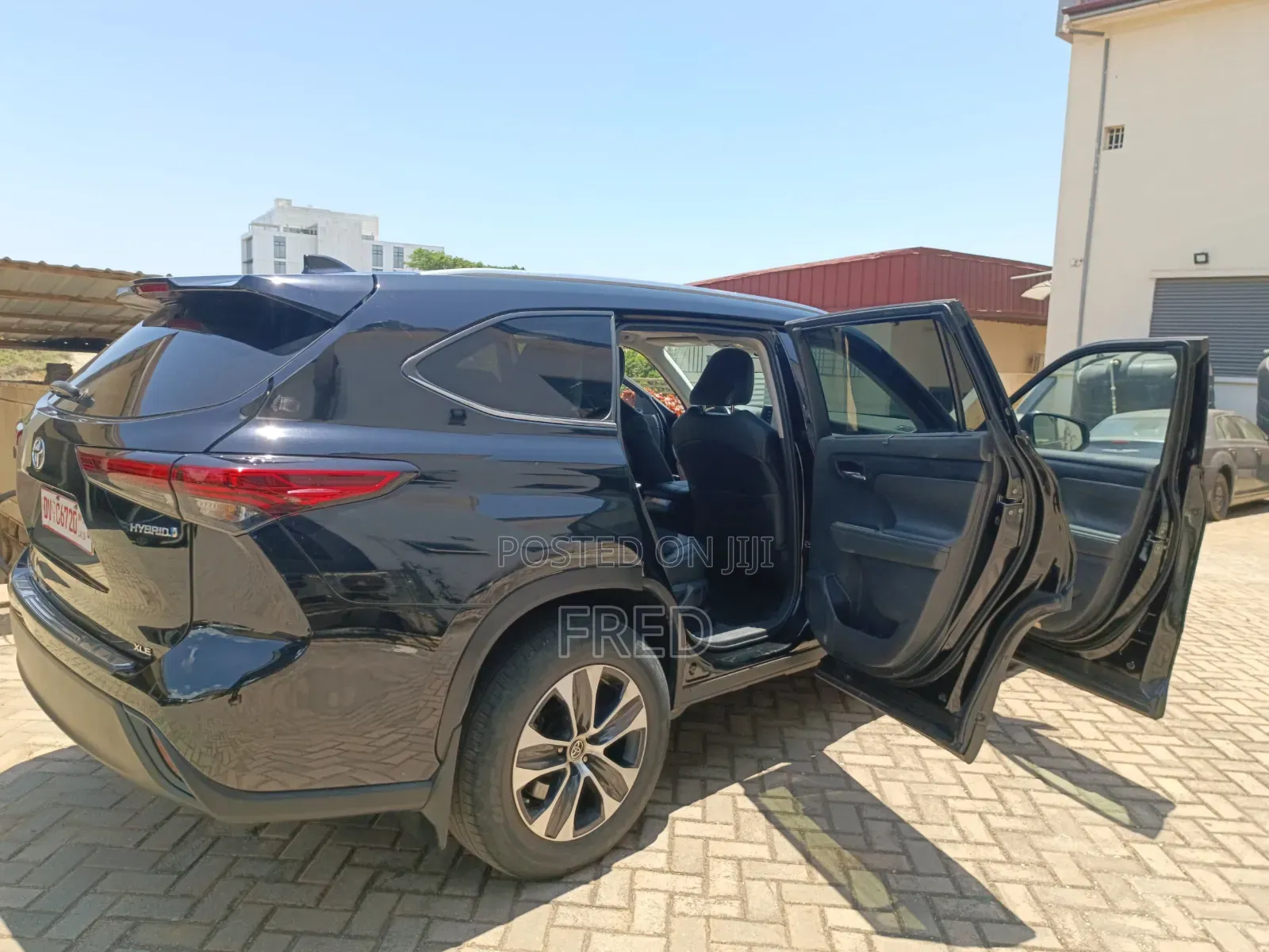 Toyota Highlander XLE 2022 Black