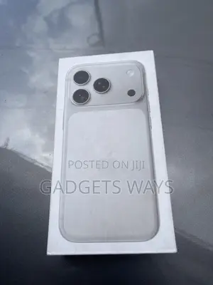 New Apple iPhone 17 Pro Max 1 TB Silver