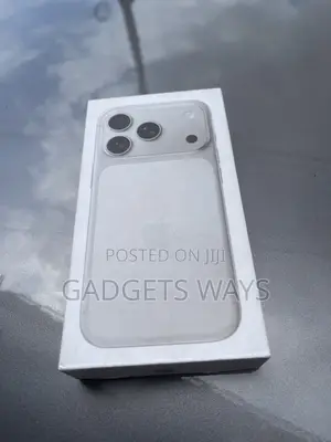 New Apple iPhone 17 Pro Max 1 TB Silver