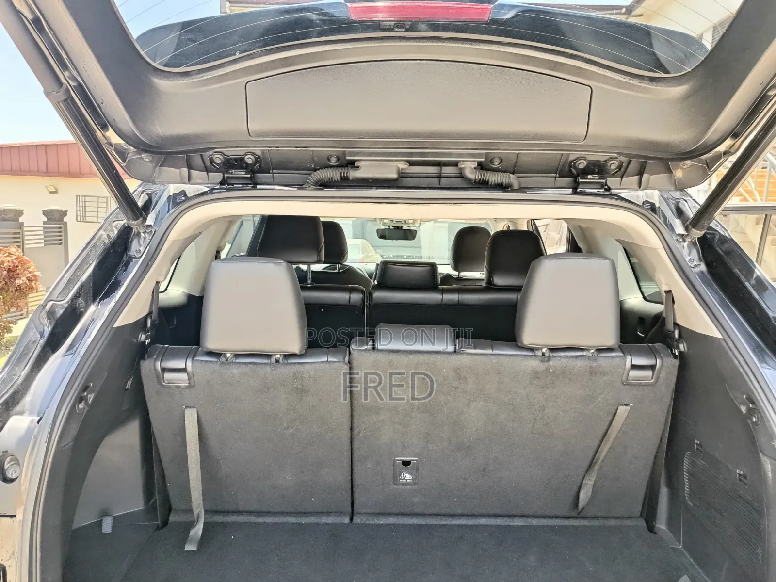 Toyota Highlander XLE 2022 Black