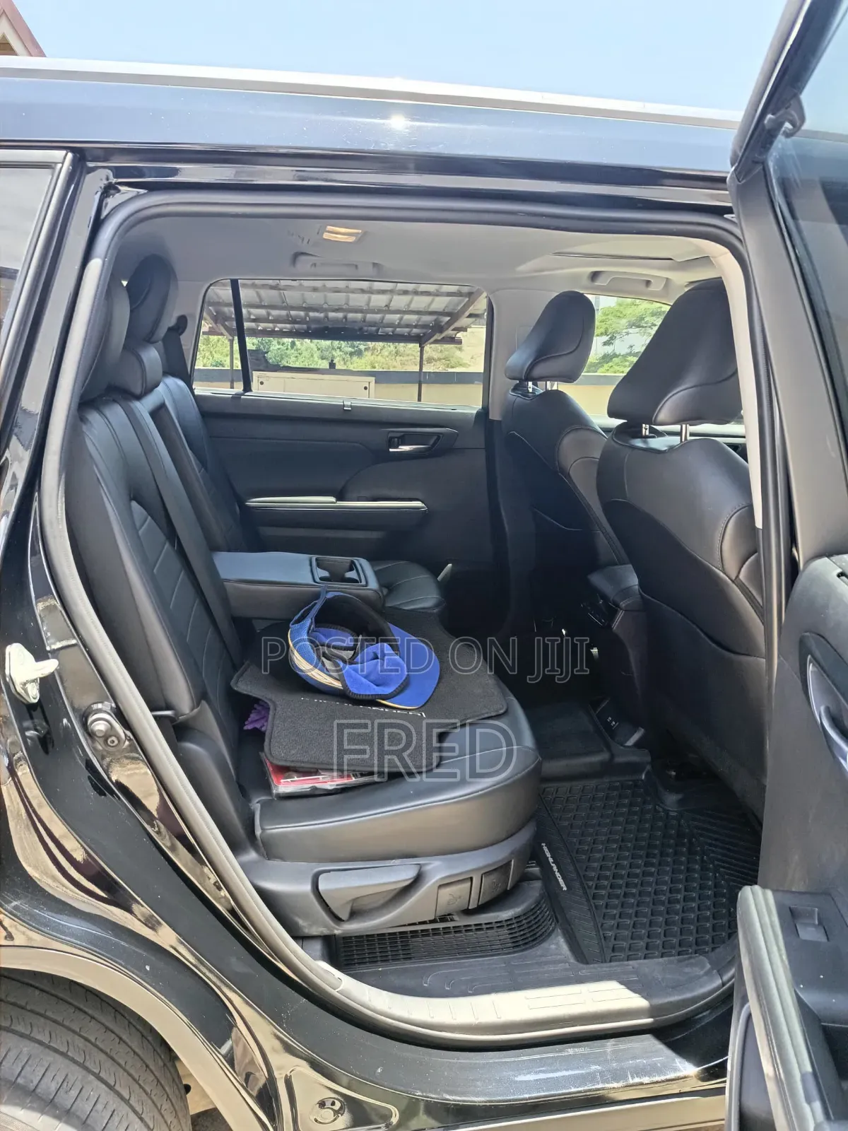 Toyota Highlander XLE 2022 Black