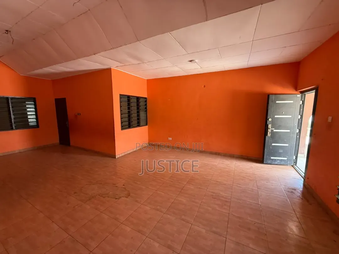 4bdrm House in Racecourse Junction, Last Stop for sale