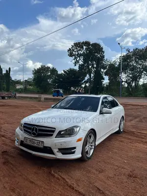 Mercedes-Benz C250 2014 White