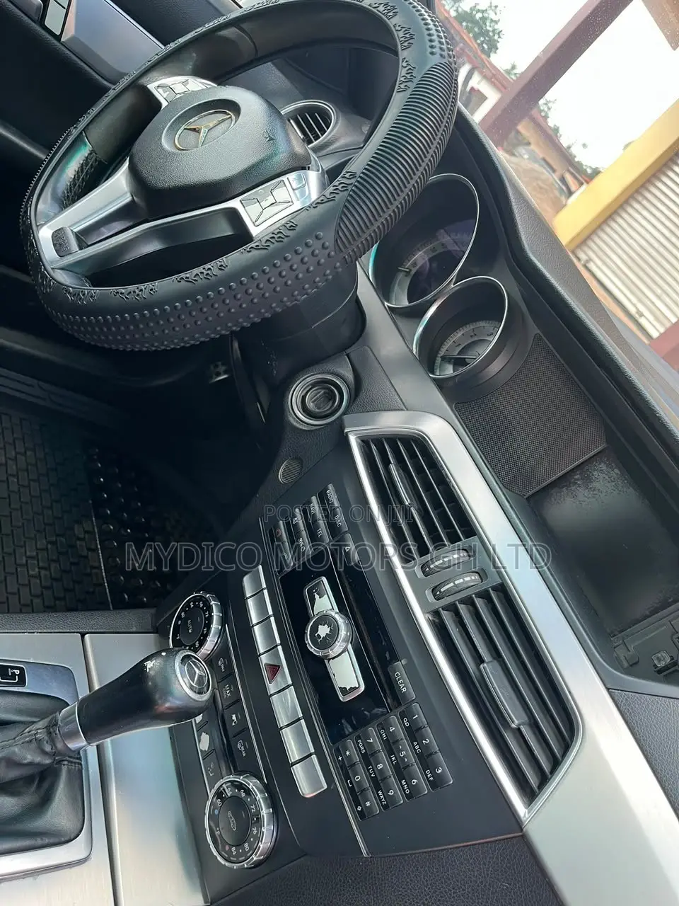 Mercedes-Benz C250 2014 White