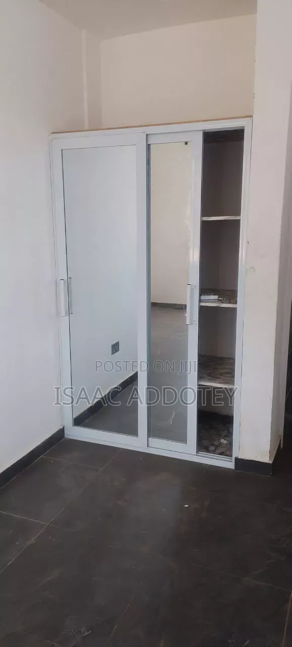 2bdrm Apartment in Spintex Bastona for rent