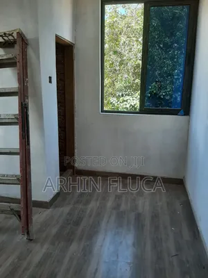1bdrm Apartment in Ahin, Oxford Street for rent