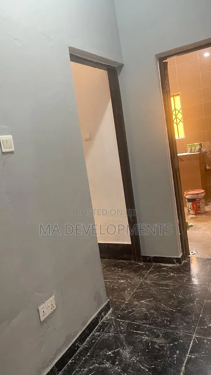 2bdrm Apartment in Madev Realty, Lapaz for rent