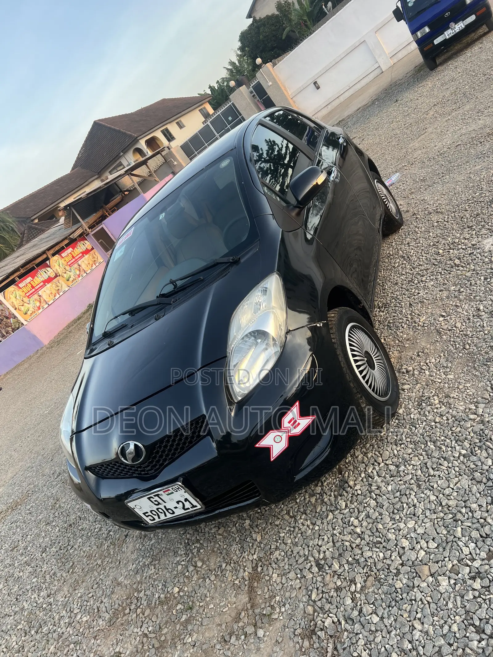 Toyota Vitz 1.0 FWD 5dr 2010 Black