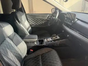 Mitsubishi Outlander SEL 2022 Black