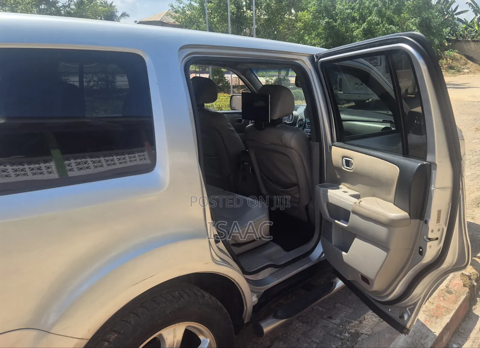 Honda Pilot 2012 Silver
