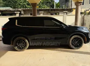 Mitsubishi Outlander SEL 2022 Black