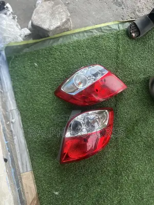 Toyota Matrix 2009 Taillight Pair