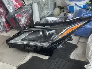 Lexus RX350 2016 Headlight Pair
