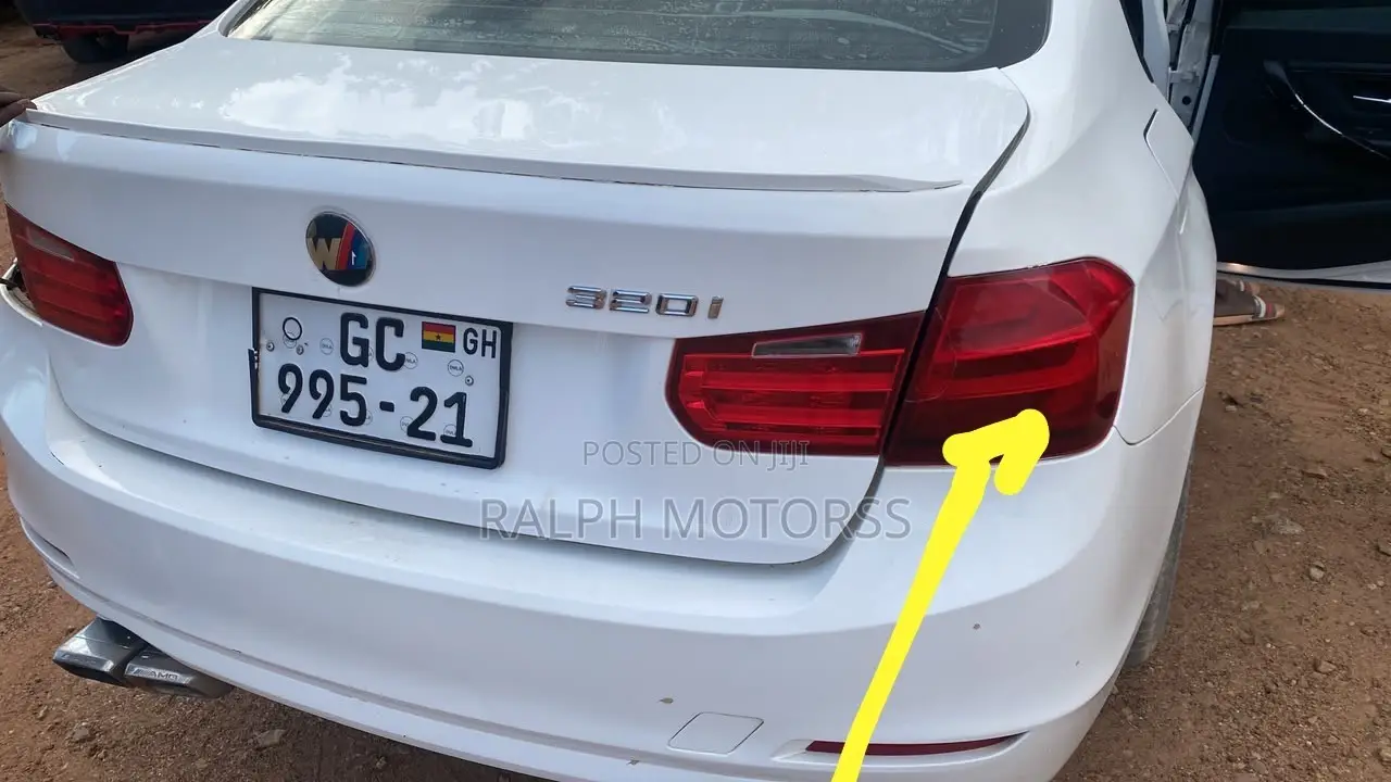 BMW 3 Series 2012-2015 Taillight Pair