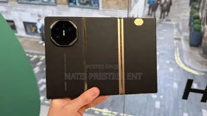 New Huawei Mate XT Ultimate Design 512 GB Black