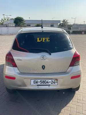 Toyota Vitz 2010