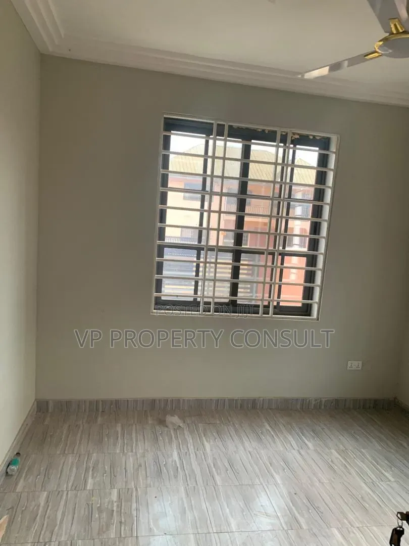 2bdrm Apartment in Baatsona Total for rent