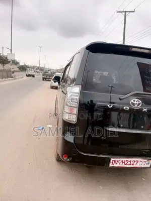 Toyota Voxy 2013 Black