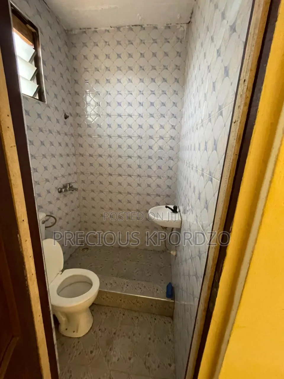1bdrm Apartment in Adenta Housing Down for rent