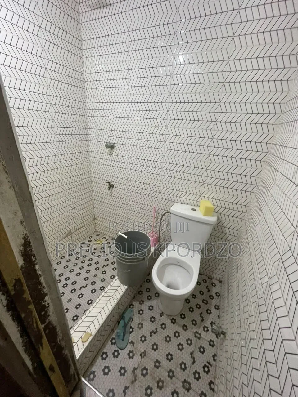 1bdrm Room & Parlour in New Legon Adenta for rent