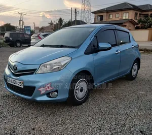 Toyota Vitz 2013 Blue
