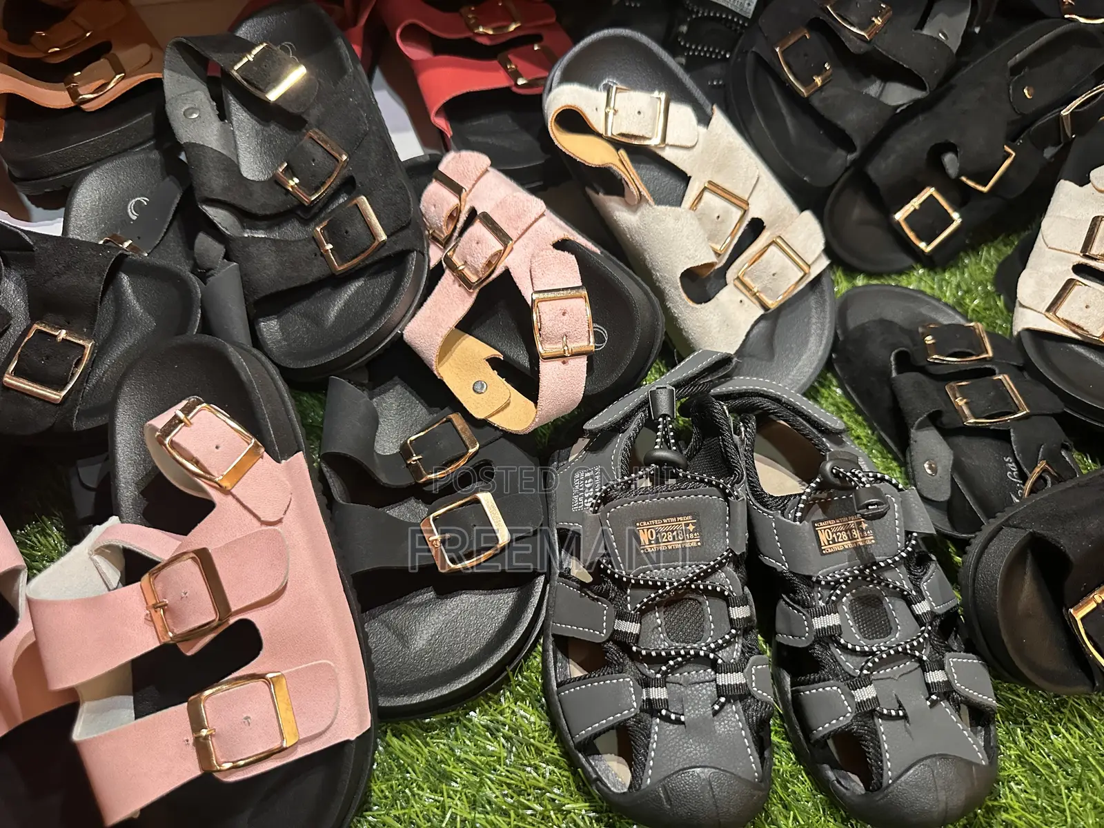 Unisex Sandals for Children and Adult
