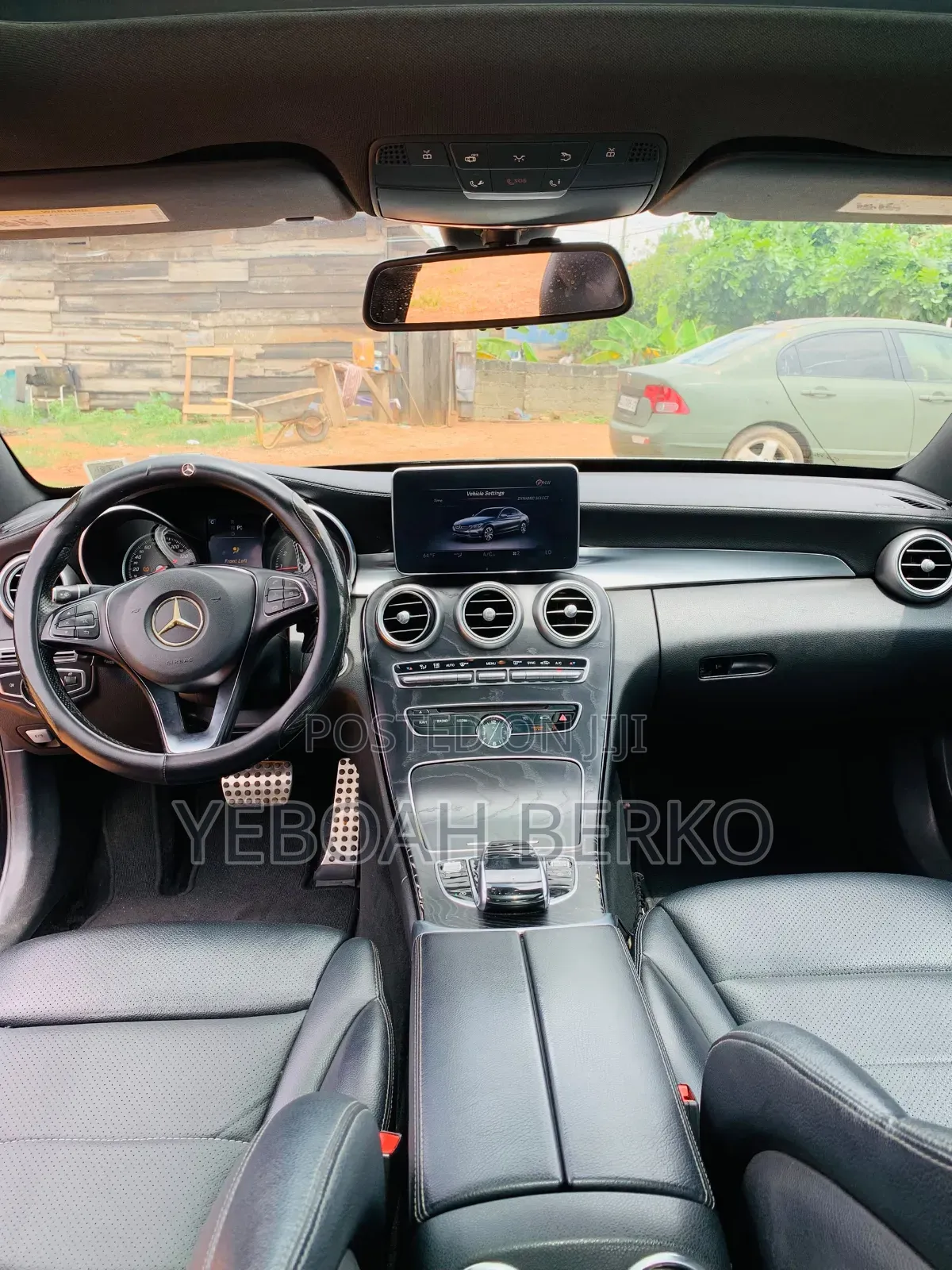 Mercedes-Benz C300 2016 Black