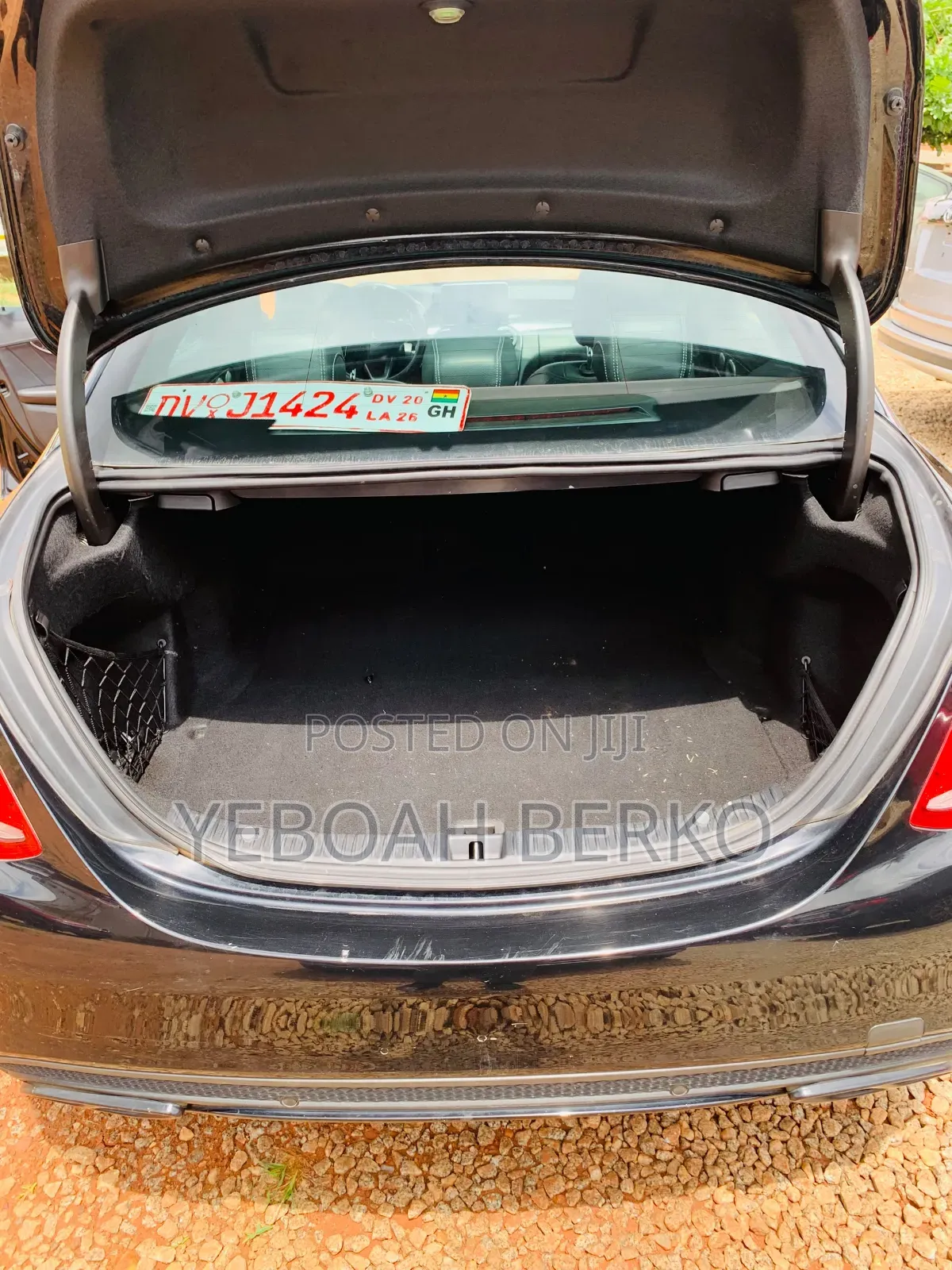 Mercedes-Benz C300 2016 Black