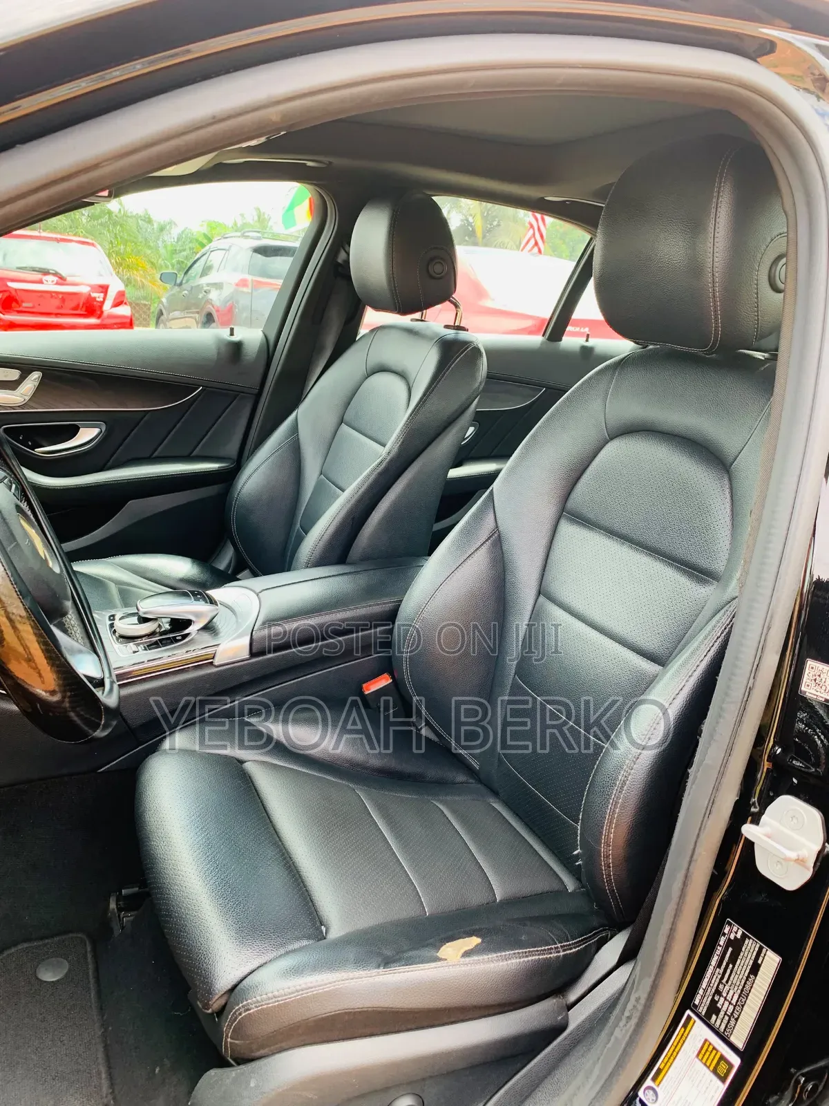 Mercedes-Benz C300 2016 Black
