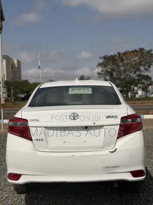 Toyota Yaris 2015 White