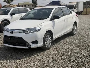 Toyota Yaris 2015 White