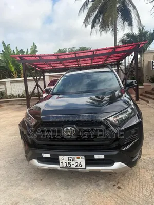 Toyota RAV4 Limited AWD 2023 Black