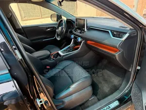 Toyota RAV4 Limited AWD 2023 Black