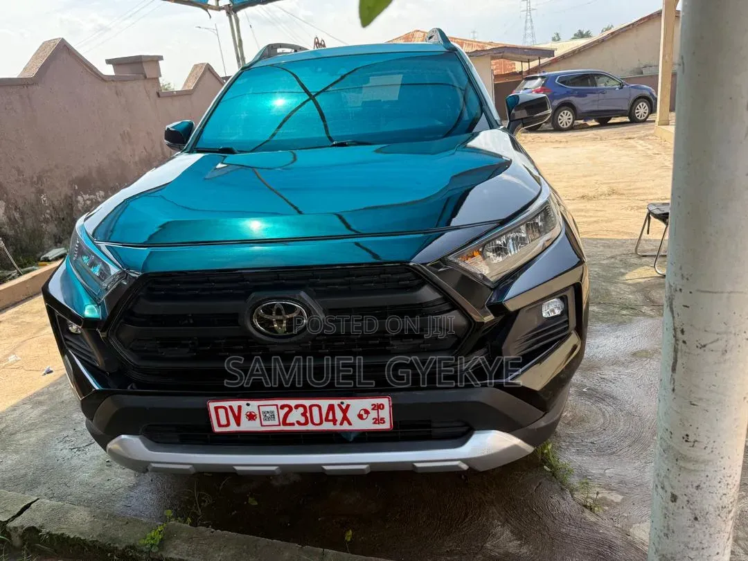 Toyota RAV4 Limited AWD 2023 Black