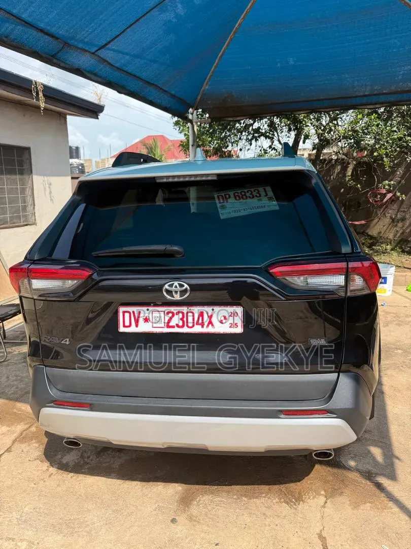 Toyota RAV4 Limited AWD 2023 Black
