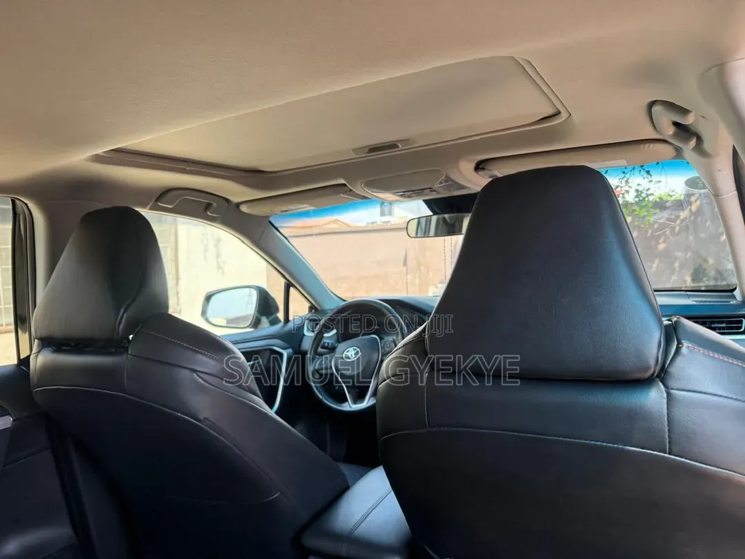Toyota RAV4 Limited AWD 2023 Black
