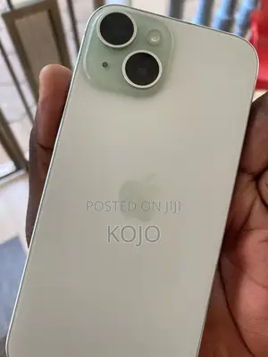 Apple iPhone 15 128 GB Green