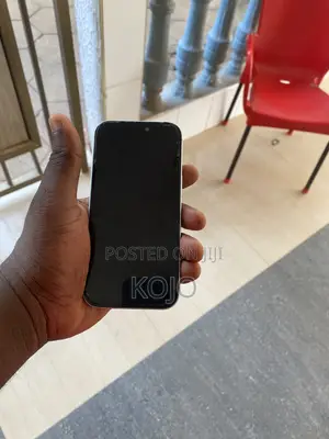 Apple iPhone 15 128 GB Green